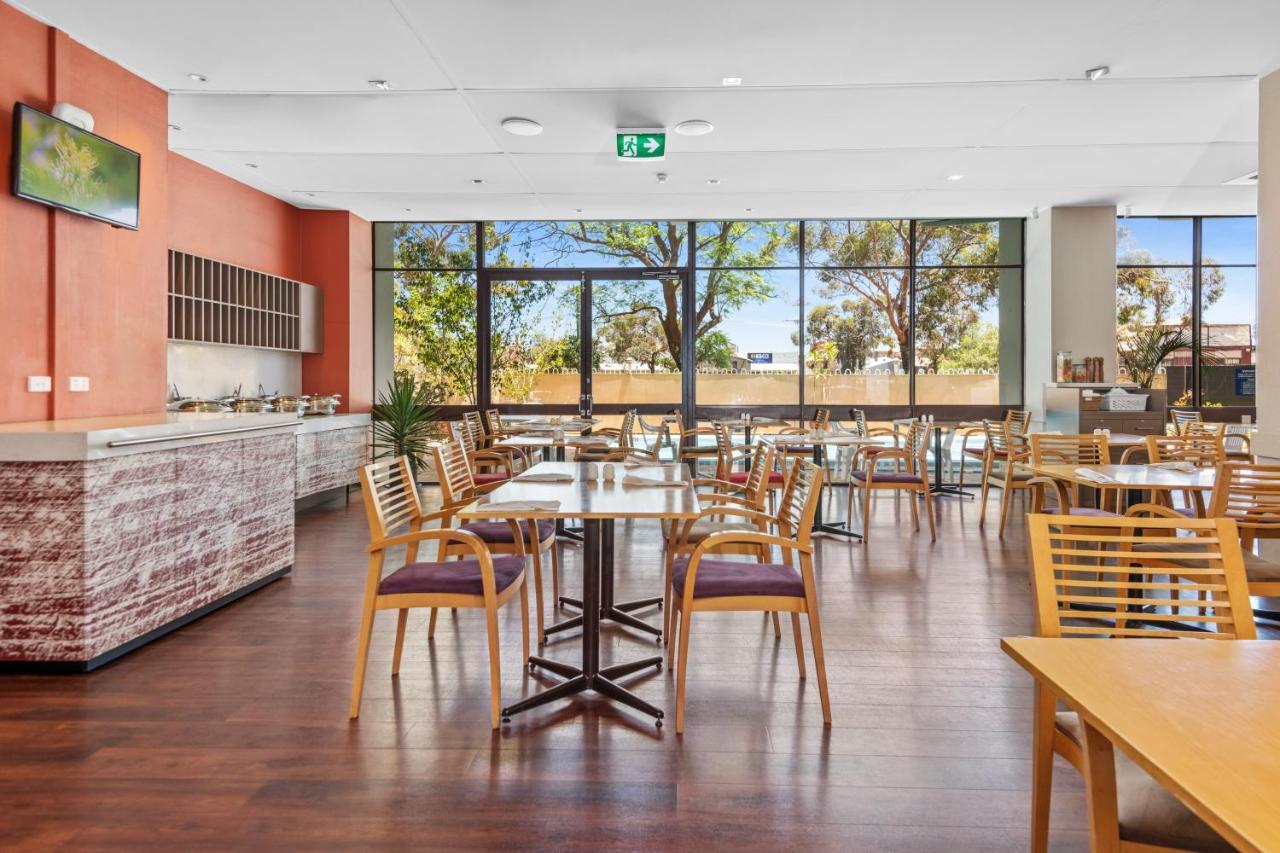 The Plaza Hotel Kalgoorlie Buitenkant foto